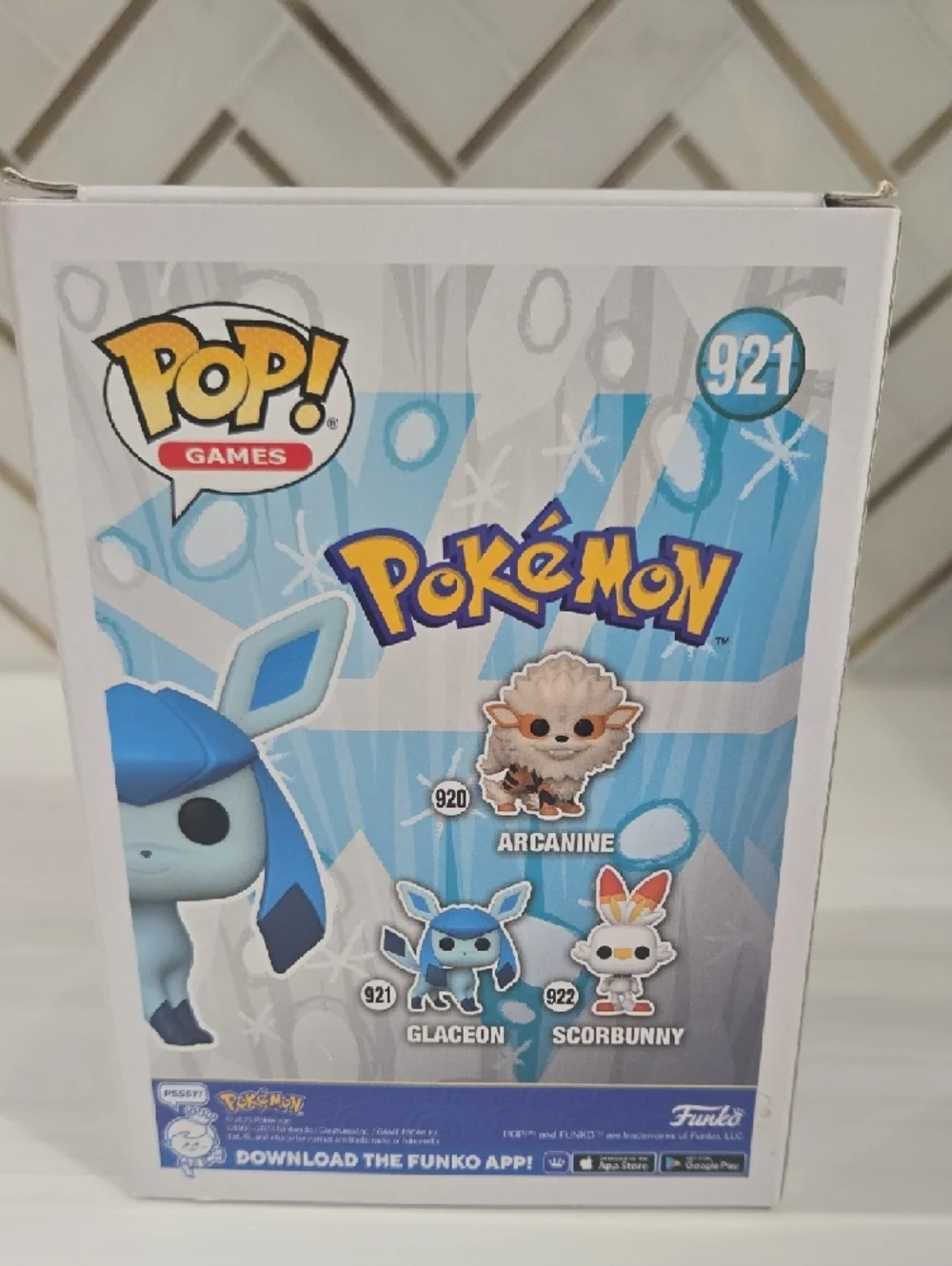 Funko Glaceon Pop! Vinyl Figure - Light Blue and Blue 921 - Picture 3 of 5
